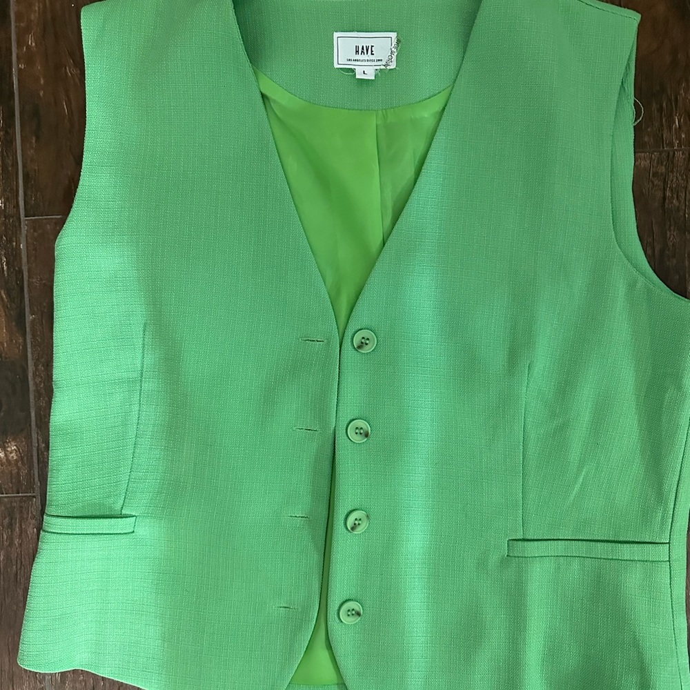 HAVE - Green vest, thrift find never worn
